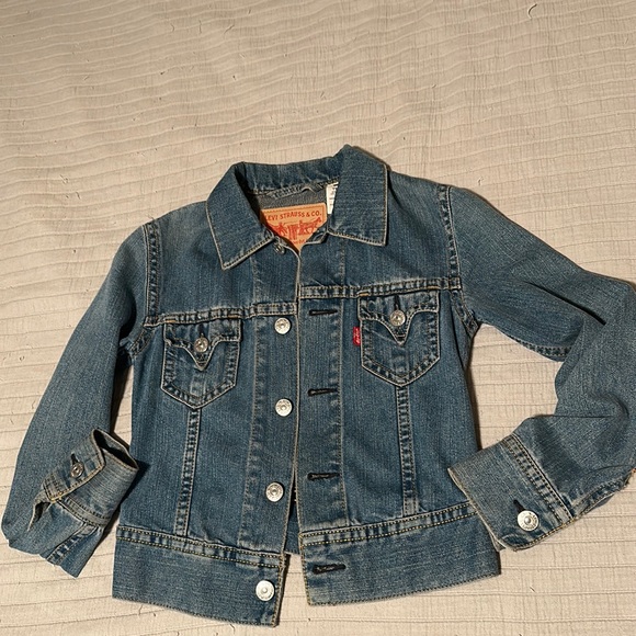 Levi's Jackets & Coats Levi Womens Iconic Type Jean Jacket Poshmark